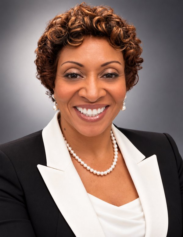 Portrait of Dr. Dōnnie R. Johnson